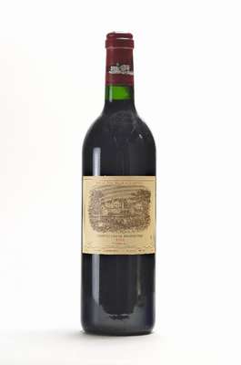 2 Flaschen 1994 Chateau Lafite Rothschild, Pauillac, je ca. 75 cl, 12,5 % Vol., unverkostet, Füllstände: je ca. into neck, sammelwürdig, selten im ...