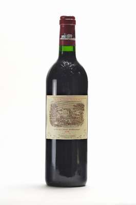 1 Flasche 1998 Chateau Lafite Rothschild, Pauillac, ca. 75 cl, 13 % Vol., Füllstand: ca.into neck, unverkostet, selten im Angebot, sammelwürdig, ...
