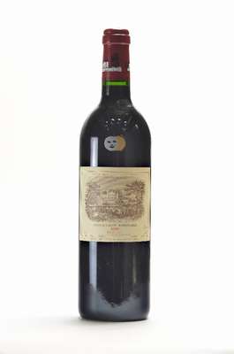 1 Flasche 1999 Chateau Lafite Rothschild, Pauillac, 12,5 % Vol., 75 cl, Füllstand: ca. into neck, unverkostet, sehr guter Erhaltungszustand, ...