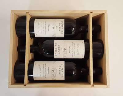 6 Flaschen 2010 Domaine Gauby, Muntada, Cotes du Rousillon Villages, je ca. 75 cl, 14 % Vol., Füllstände: je ca. into neck, sehr gute ...