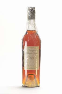1 Flasche Baron de Lustrac 25 Ans D'Age Armagnac, 47 %, 70 cl, Abstand zwischen Kapsel und Armagnac: ca. 3,8 cm, unverkostet, selten im Angebot, ...