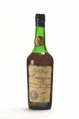 1 Flasche 1926 Chateau de Cahuzac Vielle Reserve Armagnac, ca. 70 cl, 40 % Vol., unverkostet, guter Erhaltungszustand, importiert durch: Gerard ...