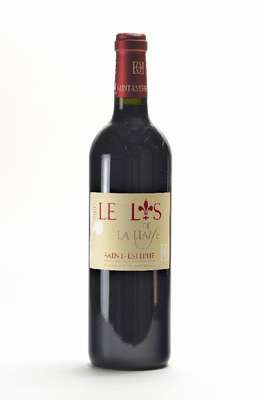 12 Flaschen 2007 Le Lys de la Haye, Saint- Estephe, 12,5 % Vol., je ca. 75 cl, Füllstände: je ca. into neck, unverkostet, sehr gute ...