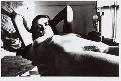 Helmut Newton, 1920-2004, Fiona, Foto- Lithographie, 1976, sign., ca. 38x26 cm, unterGlas gerahmt