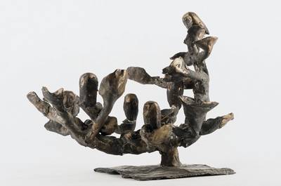 Gotthelf Schlotter, 1922-2007, Eulenbaum, Bronzeskulptur, Unikat, im Guss auf der Plinthe sign., dat. IV.I 1972, ca. 26x33 cm, Provenienz: ...
