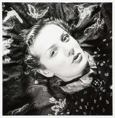 Otto WOLS, 1913-1951, Blickwechsel Frauenporträts, 1930, 6 Silbergelatine-Abzüge,Print 2005, verso Stempel Edition Griffelkunst, einmalige Auflage, ...