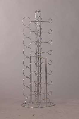 Design-Weinflaschenregal, 20 Jh., London/England, Edelstahl, Lagermöglichkeit für 16x 75 cl-Flaschen, elegante filigrane Form , Design by wire ...