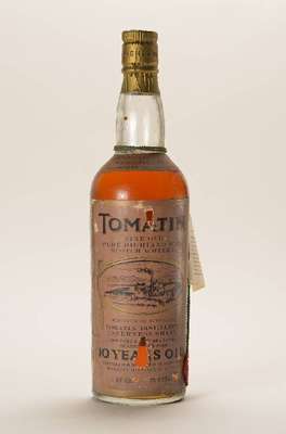 1 Flasche 10 years old Tomatin Fine old Pure Highland Single Malt, Inverness Shire, ca. 75 cl, 43 % Vol., unverkostet, Abstand zwischen Kapsel und ...