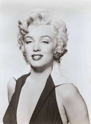 Frank Powolny, 1901-1986, Marilyn Monroe, 1953, Vintage Silbergelatine-Abzug, verso Credit-Stempel und handschriftliche Betitelung, 24x18 cm, Dieses ...