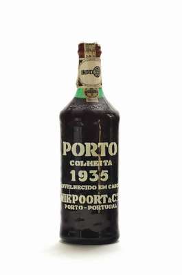 1 Flasche 1935 Niepoort Colheita Port, ca. 75 cl, 21,5 % Vol., unverkostet, Füllstand: ca. top shoulder, sehr selten im Angebot, Kapselwachs l. ...