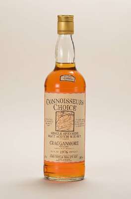 1 Flasche 1976 Cragganmore Connoisseurs Choice, 40 % Vol., ca. 70 cl, Abstand zwischen Kapsel und Whisky ca. 4.4 cm, unverkostet, Etikett in sehr ...
