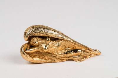 Ernst Fuchs, 1930-2015, Schutzengel, goldfarbener Metallguss, sign., num. 191, L. 10 cm