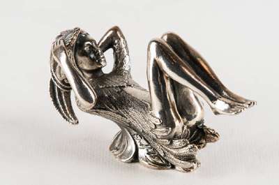 Ernst Fuchs, 1930-2015, Papageno, silberfarbener Metallguss, sign., num. 30, 8x10x4 cm
