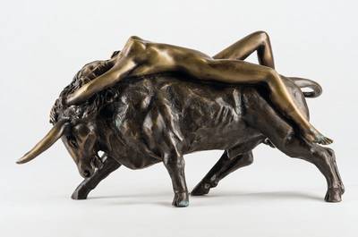 Asajero, zeitgenössischer spanischer Künstler, Europa auf dem Stier, Bronzeskulptur, sign., ca. 20 x 36 cm, Patinierung leicht fleckig