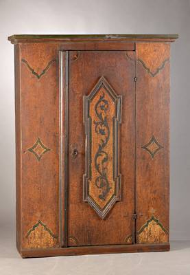 Bauernschrank, süddeutsch, 19. Jh., Weichholz mit orig. Bemalung, 1-türig, orig. Kastenschloss mit Schlüssel, Innen 3 Einlegebretter, nicht ...