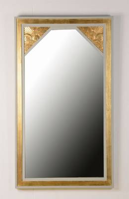 Trumeau / Art-Deco-Spiegel, Frankreich, um 1920/30, Mit fac. Spiegelglas u. abstrakt floraler Verzierung, z.T. goldgefaßt, ca. 120x69 cm
