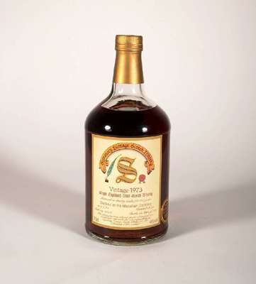 1 Flasche 1973 Signatory Vintage Macallan Malt Scotch Whisky, ca. 70 cl, 46 % Vol., unverkostet, 20 Jahre im Sherry Fass gereift, Flaschennummer: 344 ...