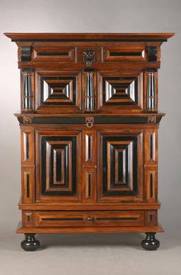 Aufsatzschrank, Holland, 18/19 Jahrhundert, wohl 1800, Palisanderfurnier auf Eichekorpus, 4-türig, frühe Form nach Vorbild von 1660, typische ...