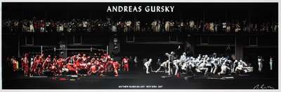 Andreas Gursky, geb. 1955, Formel 1, Farboffset, Mattew Marks Gallery, New York, 2007, mit Silberstift handsign., Blattgr. 40x120 cm