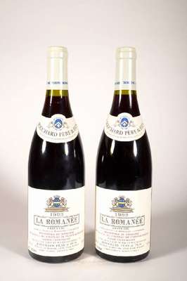 2 Flaschen 1992 Bouchard Pere & Fils La Romanee, Grand Cru, je ca. 75 cl, 13,5 % Vol., Abstand zwischen Kapsel und Wein: ca. 0,5 cm, unverkostet, im ...