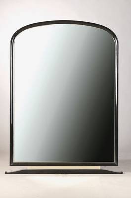 Großer Art-Deco-Spiegel, wohl Frankreich, 25er Jahre, fac. Spiegelglas, Rundbogen, Sockelfuß l. ausgeschweift, ca. 163x122x47 cm