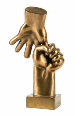 Rainer Kriester, 1935-2002, Hand in Hand, Bronzeskulptur, sign., bezeichnet E.A., ca. 25x16 cm
