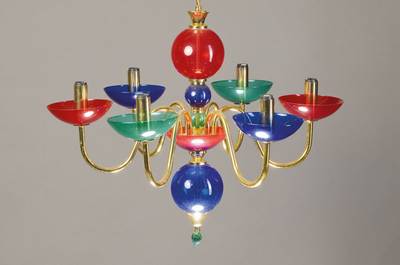 Farbiger Deckenlüster, wohl Italien, um 1965/70, in der Art von Gio Ponti, mundgeblasenes rotes, grünes und blaues Glas, 6 Brennstellen, ...