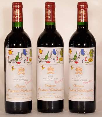 3 Flaschen 1997 Chateau Mouton Rothschild, Pauillac, Premier Grand Cru Classe, je. ca. 75 cl, 12,5 % Vol., Füllstand: je ca. into neck, unverkostet, ...