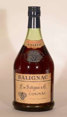 1 Flasche Salignac Cognac, sehr wahrscheinlich in den 60er Jahren in die Flasche abgefüllt, Fine Champagne, ca. 3L, 40 % Vol., unverkostet, Abstand ...