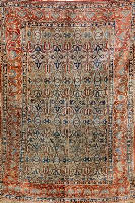 Seiden Heriz antik, Persien, 19.Jhd., reineNaturseide, ca. 181 x 126 cm, (starke Alters und Gebrauchsspuren, genähter Riss, kleiner Riss, ...
