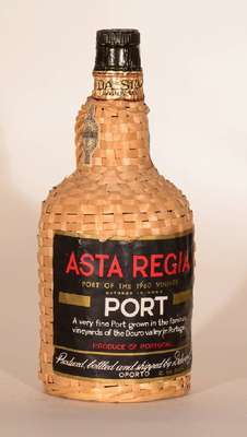 1 Flasche 1960 C.Da Silva OPORTO, Asta Regia, Etikett l. besch., sonst guter Erhaltungszustand, im Korbgeflecht, sammelwürdig