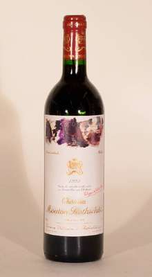 1 Flasche 1992 Chateau Mouton Rothschild, Pauillac, Premier Grand Cru Classe, ca. 75 cl,12,5 % Vol., Füllstand: ca. into neck unverkostet, sehr ...