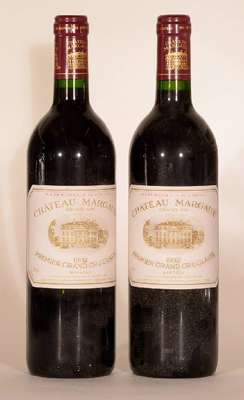 2 Flaschen 1992 Chateau Margaux, Premier Grand Cru Classe, Margaux, je ca. 75 cl, 12,5 % Vol., unverkostet, Füllstände: ca. into neck, sehr gute ...