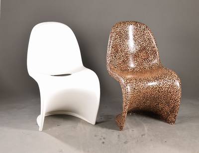 Panton Chair "Re-Loved", im Auftrag eines Frankfurter Einrichtungshaus von lokalen Architekturbüros umgestaltete Version des ...