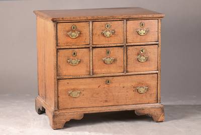 Kommode, wohl England,18.Jh.,Queen Anne, Eiche massiv, ca. 78x82x56 cm