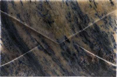 Mechthild Ehmann, geb. 1963 Schwäbisch Gmünd, Skulptur aus Marmor in Form eines Briefkuverts, unsign., ca. 15x22,5 cm
