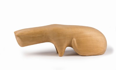 Ruth Maria Linde-Heiliger, 1916-1996, Katze, Holzskulptur, am Boden monogram. RLH, ca. 13x37x12 cm
