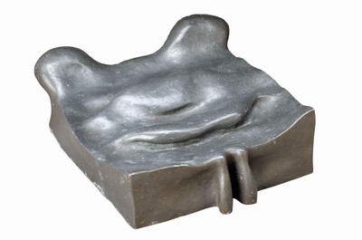 Wilhelm Loth, 1920 Darmstadt - 1993, Plastik aus Blei, "kleine liegende Venus", 1968, 8 x 23 x 25.5 cm, Lit. vgl. J.A. Schmoll, Wilhelm ...