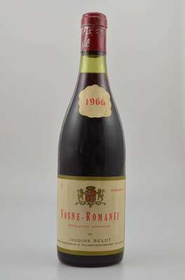 1 Flasche 1966 Vosne-Romanee, Jacques Selot, Abstand zwischen Kapsel und Wein: 2 cm, Kapsel l. besch., unverkostet, sammelwürdig