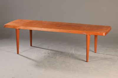 Sofa- / Couchtisch, John Bone für Mikael Laursen, Dänemark, 60er Jahre, Teakholz massiv, organische Form, sehr wenig Gebr.-Sp., ca. 48x56x168 cm