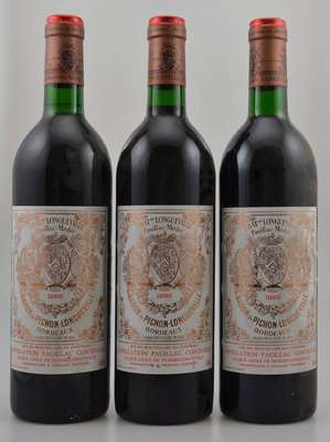 3 Flaschen 1985 Chateau Baron de Pichon-Longueville, Pauillac, je ca. 75 cl, Füllstände: je ca. into neck, gute Erhaltungszustände, unverkostet