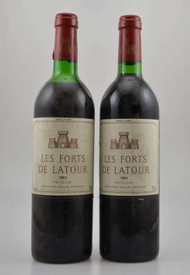 6 Flaschen 1981 Les Forts de Latour, Pauillac, je ca. 75 cl, Füllstände: ca. upper mid shoulder bis top shoulder, Kapseln z.T. besch., unverkostet