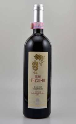 6 Flaschen 2001 Rocche Costamagna, Barolo, Bricco Francesco, je ca. 75 cl, 14 % Vol., Füllstände: je ca. top shoulder, hervorragende ...
