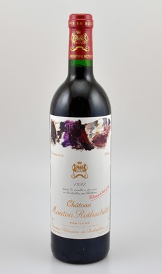 1 Flasche 1992 Chateau Mouton Rothschild, Pauillac, Premier Grand Cru Classe, ca. 75 cl,12,5 % Vol., Füllstand: into neck, sehr guter ...