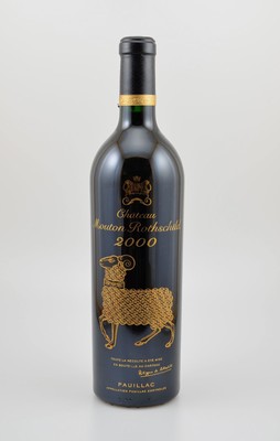 1 Flasche 2000er Chateau Mouton Rothschild, Pauillac, Premier Grand Cru Classe, 75 cl, 12,5 % Vol., Füllstand: into neck, hervorragender ...