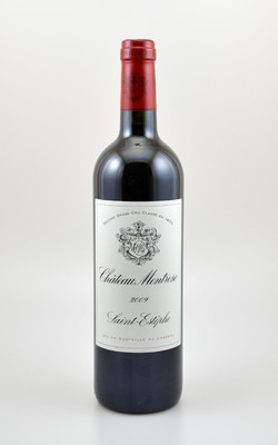 6 Flaschen 2009 Chateau Montrose, Saint-Estephe, je 75 cl, 14 % Vol., Füllstände: je into neck, hervorragende Erhaltungszustände, unverkostet, 100 ...