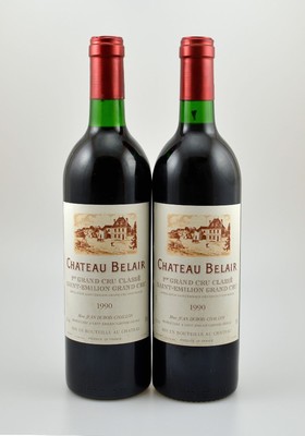 2 Flaschen 1990 Chateau Belair, Saint-Emilion Grand Cru, 1er Grand Cru Classe, je 75 cl, 12,5 % Vol., Füllstände: je ca. into neck, unverkostet, ...