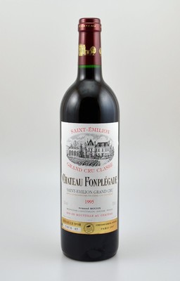 12 Flaschen 1995 Chateau Fonplegade Saint-Emilion Grand Cru, je 75 cl, 13 % Vol. , Füllstände: je into neck, hervorragende Erhaltungszustände, ...