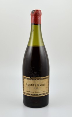 1 Flasche 1923 Bonnes-Mares, Pierre Ponnelle, Beaune, Abstand zwischen Kapsel und Wein: ca. 7 cm, Kapsel besch., Etikett beschmutzt, unverkostet, ...