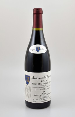 8 Flaschen 2005 Hospices de Beaune, Pernand-Vergelesses, 1er Cru, je ca. 75 cl, 13,5 % Vol., Füllstände: 7x high fill und 1x 0,5 cm Abstand ...